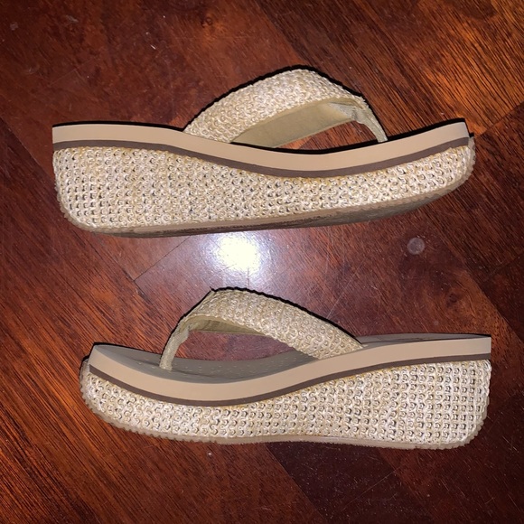VOLATILE Straw island sandals wedges shoes women’s size 9 - Picture 2 of 14